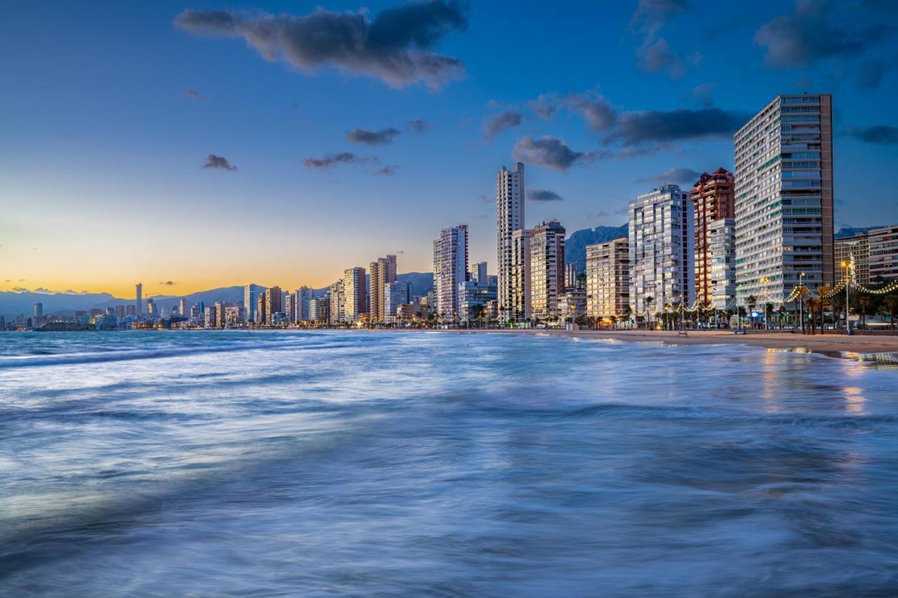 Beautiful 2 Bedrooms Apartment In Agua Mundo Benidorm Bagian luar foto